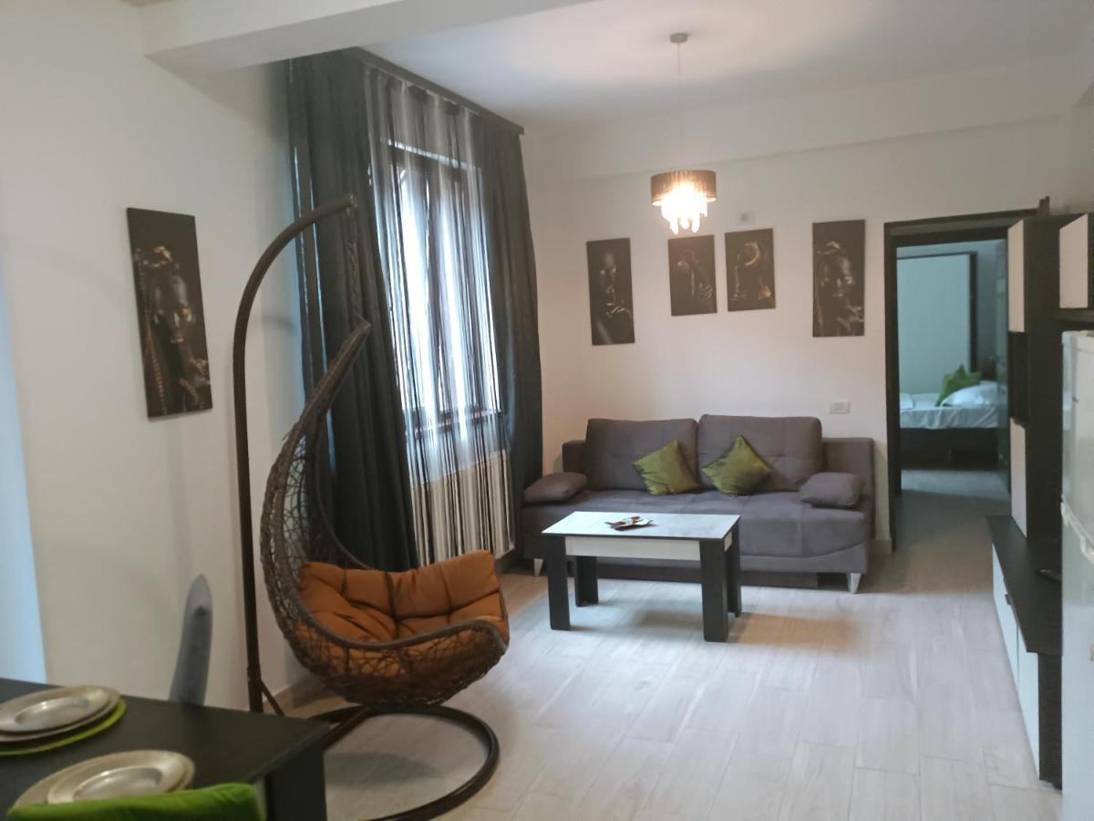 Apartament Ella T2 Appartement Năvodari Buitenkant foto