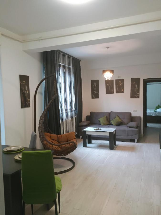Apartament Ella T2 Appartement Năvodari Buitenkant foto